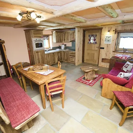 Lo Retsignon Apartment