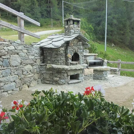 アパート Lo Retsignon